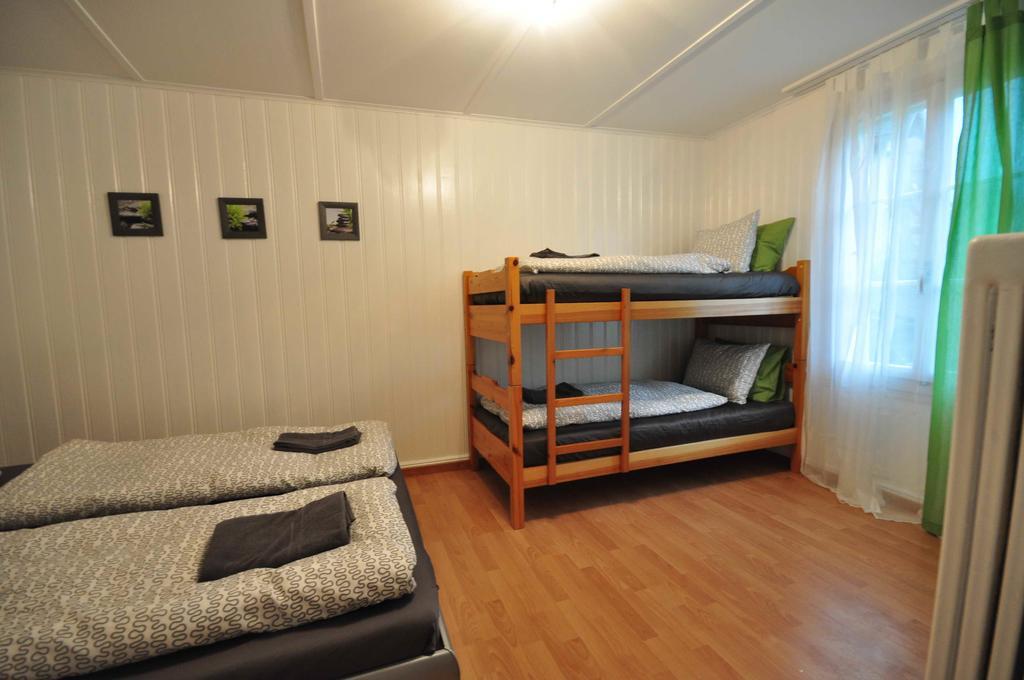 Interlaken Town House Sleeps 12 Guests Central Zimmer foto